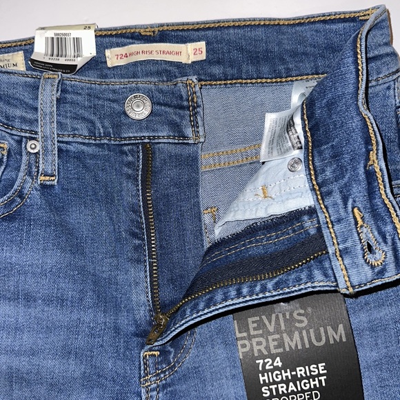 🔥🔥🔥 NWT Levi’s 724 HIGH RISE STRAIGHT CROP JEANS - Picture 11 of 12